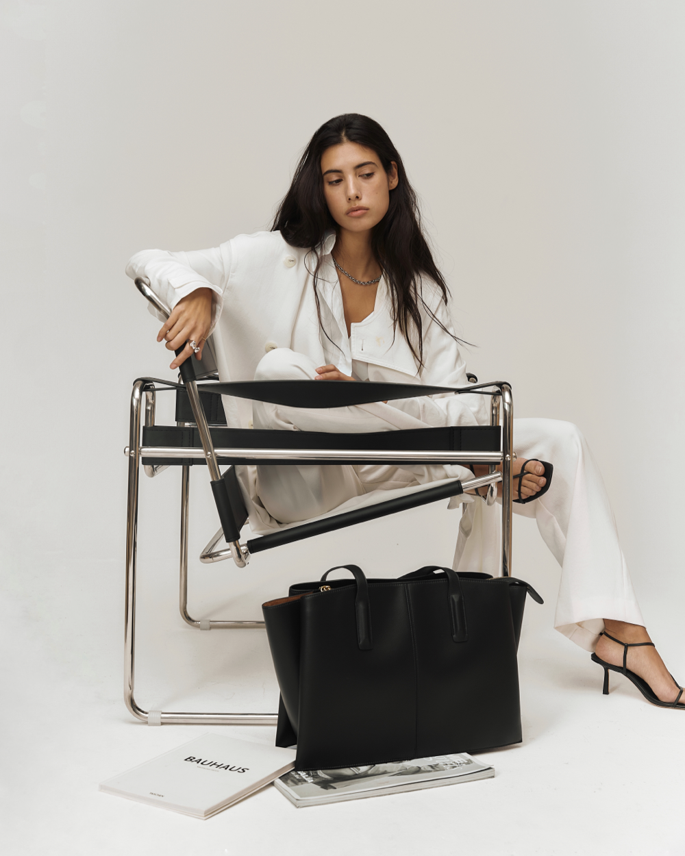 The Essential Tote - Taupe